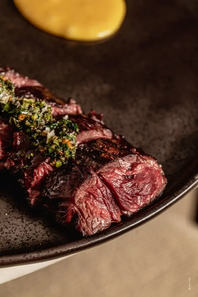 Asado de ternera a la plancha chimichurri mosaique narbona